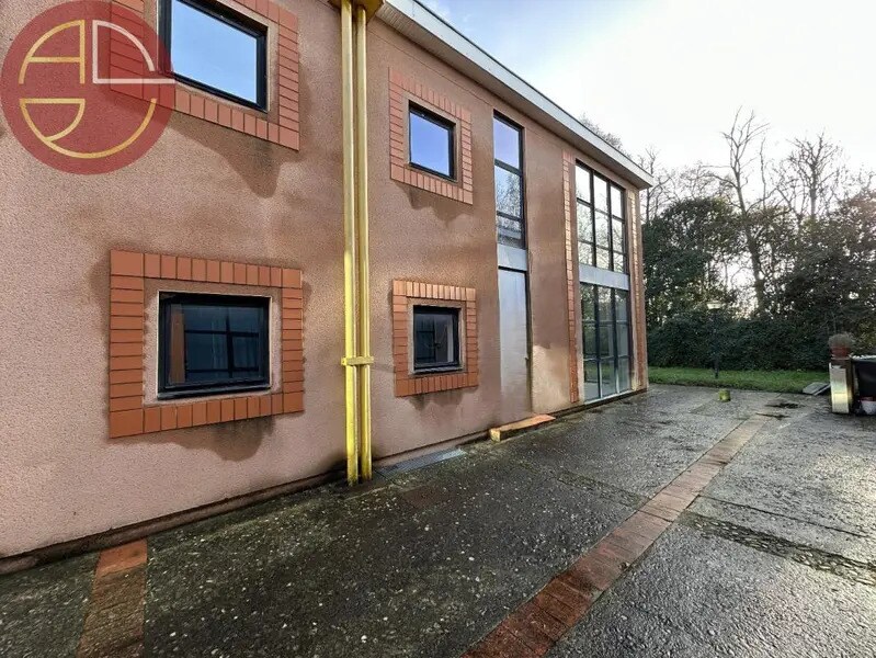 Office in Ramonville-Saint-Agne for lease Building Photo- Image 1 of 14