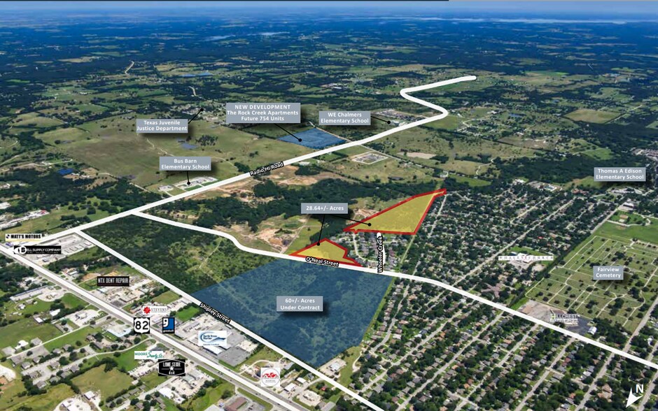 O'Neal Street, Gainesville, TX à vendre - Photo du bâtiment - Image 2 de 4