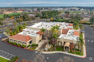 1351 E Spruce Ave, Fresno, CA - Aerial map view