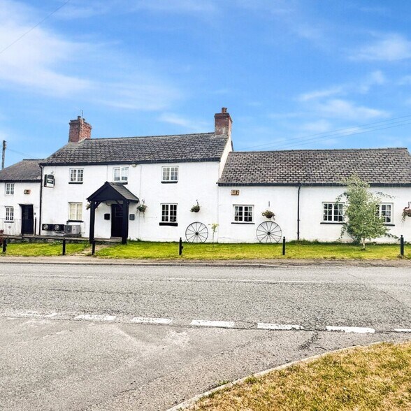 A483, Builth Wells à vendre - Photo du bâtiment - Image 1 de 26