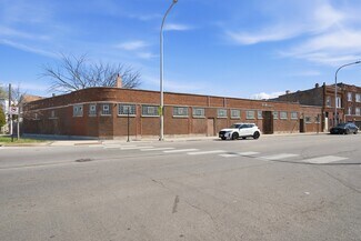 Plus de détails pour 3868 W Grand Ave, Chicago, IL - Industriel à vendre