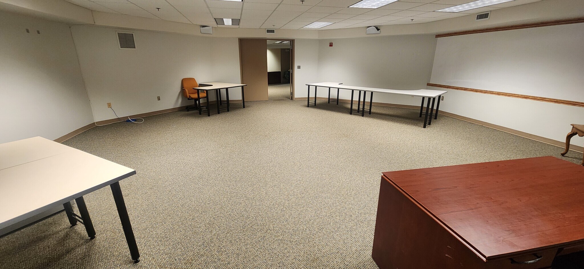 555 Heritage Rd, Southbury, CT for lease Interior Photo- Image 1 of 2