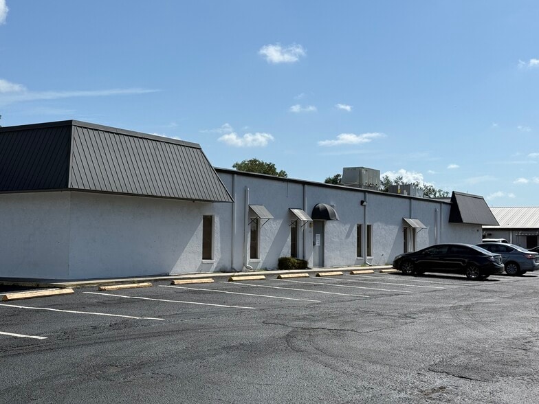 410 W Renfro St, Plant City, FL for lease - Building Photo - Image 3 of 21