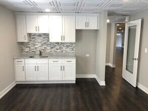 325 N Hough St, Barrington, IL for lease Building Photo- Image 2 of 6