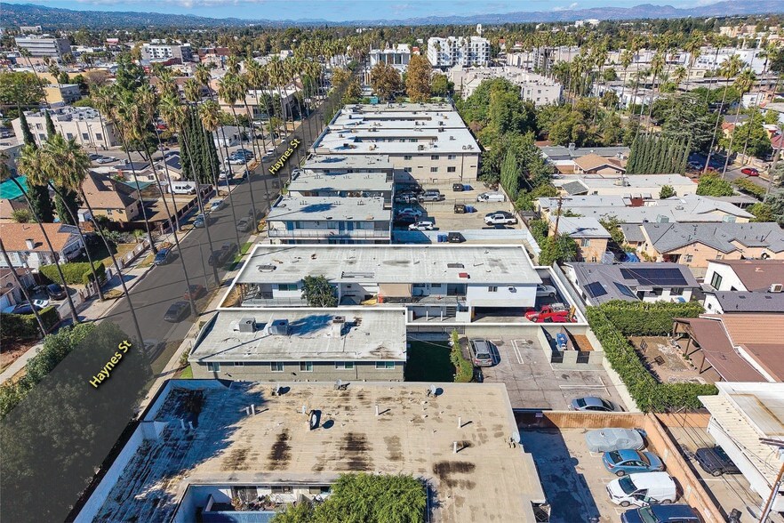 14317 Haynes St, Van Nuys, CA for sale - Building Photo - Image 3 of 29