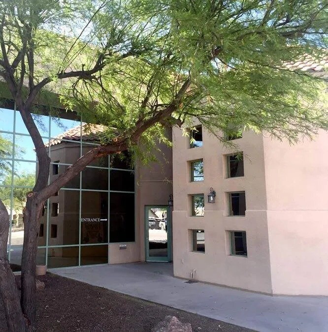 8805 W Union Hills Dr, Peoria, AZ à louer Photo du bâtiment- Image 1 de 7