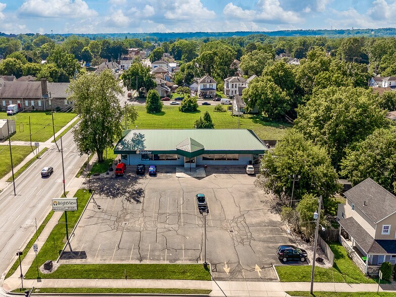 201 N Yellow Springs St, Springfield, OH à vendre - Photo du bâtiment - Image 1 de 5