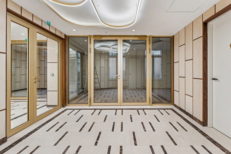 52 Rue De La Bienfaisance, Paris for lease - Building Photo - Image 2 of 14