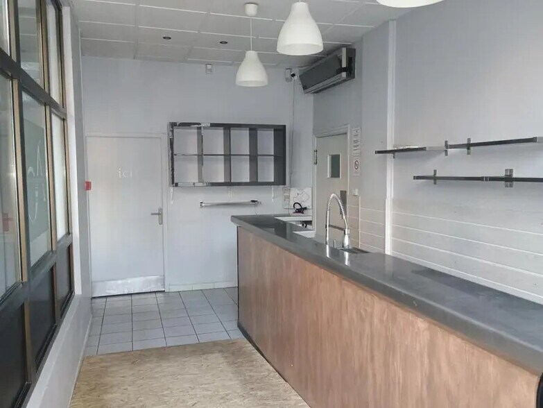 31 Rue Louis Guérin, Villeurbanne for lease - Building Photo - Image 2 of 9