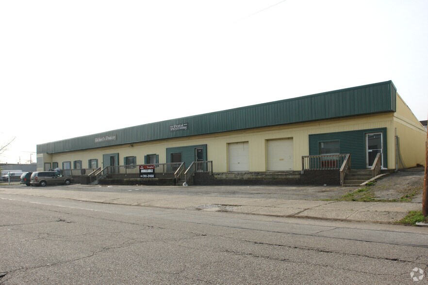 800 Cawthon St, Louisville, KY à vendre - Photo principale - Image 2 de 16