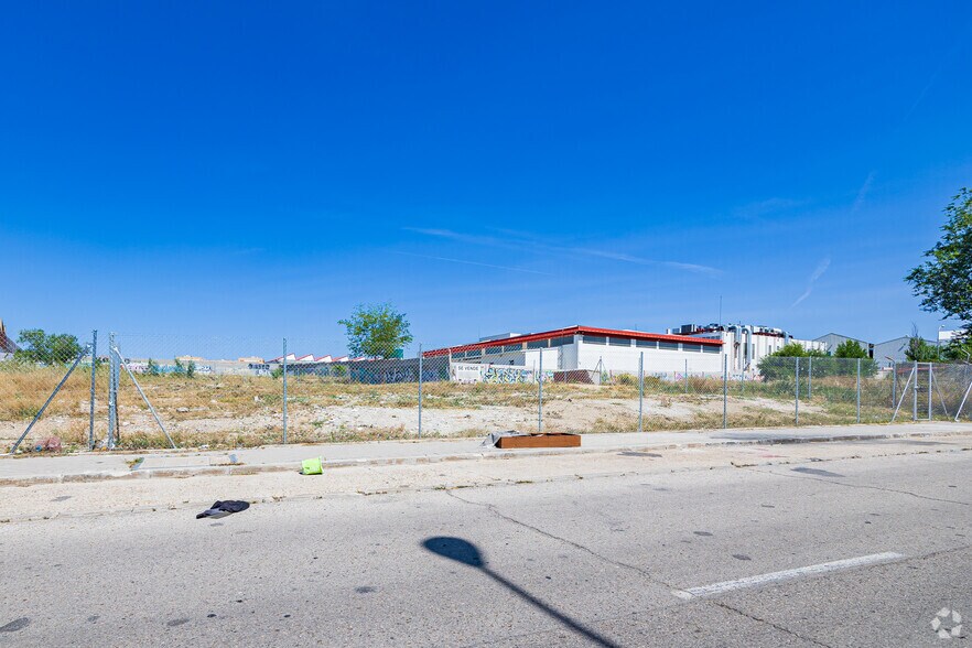 Calle Calderera, 11, Madrid, Madrid à vendre - Photo du bâtiment - Image 2 de 2