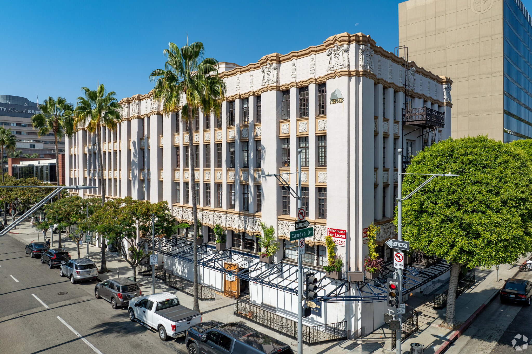 9601-9621 Brighton Way, Beverly Hills, CA for lease Primary Photo- Image 1 of 14