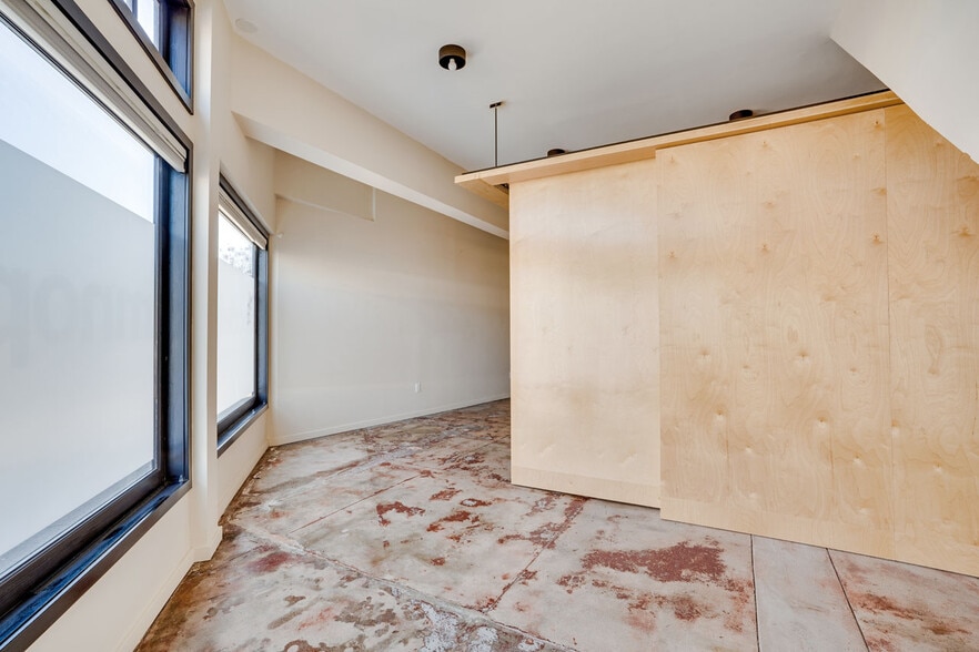 6012 York Blvd, Los Angeles, CA for lease - Building Photo - Image 3 of 21