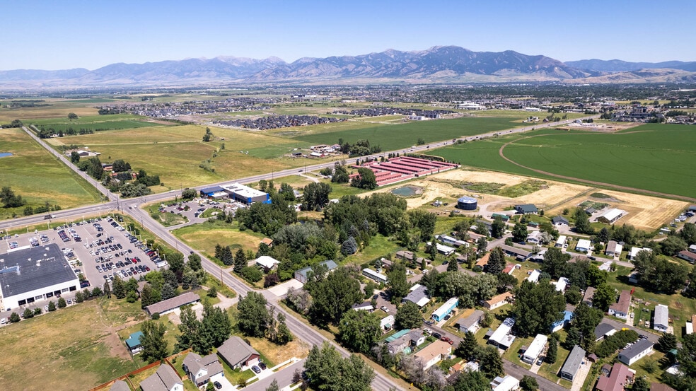 8494 Huffine Ln, Bozeman, MT à vendre - Photo du bâtiment - Image 2 de 16