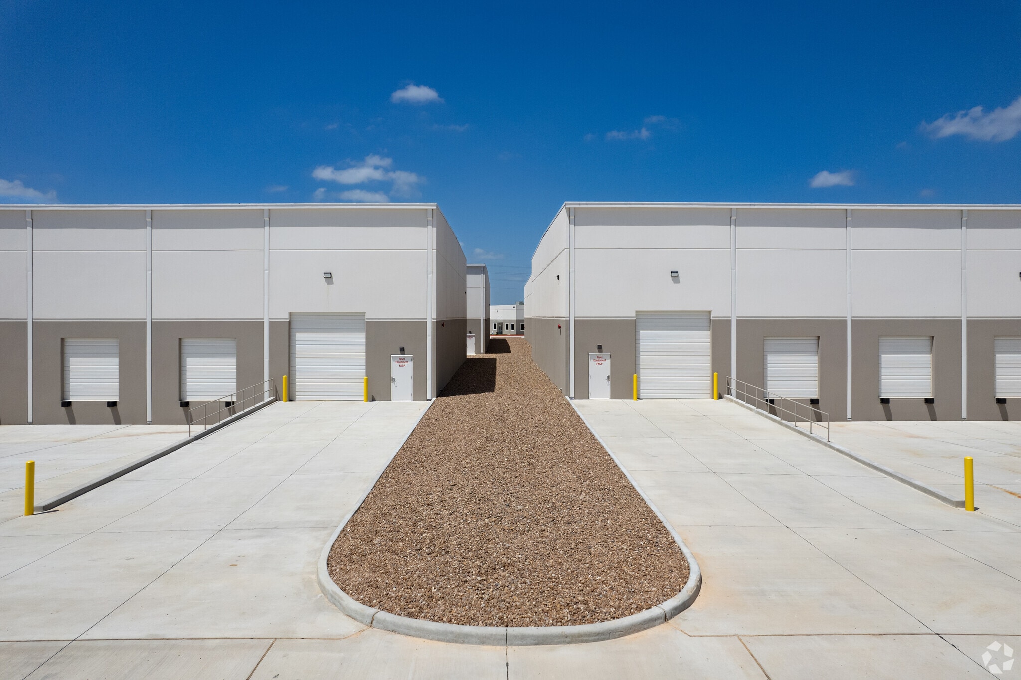 2270 Twinwood Pky, Brookshire, TX for lease Building Photo- Image 1 of 32