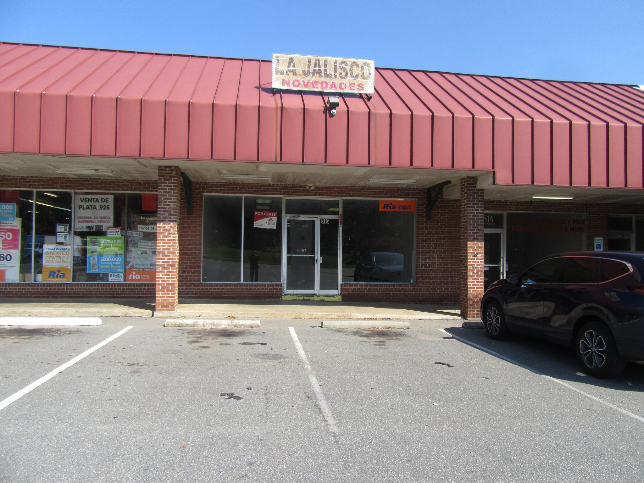 502-520 W Raleigh St, Siler City, NC for lease Building Photo- Image 1 of 2