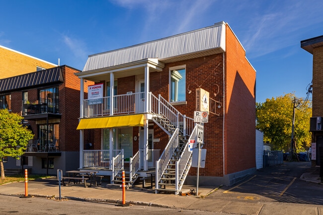 More details for 97 Rue Saint-Sylvestre, Longueuil, QC - Retail for Sale