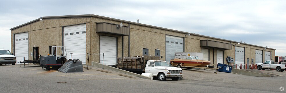 2841-2847 Farrisview Blvd, Memphis, TN à louer - Photo du bâtiment - Image 2 de 6