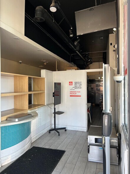 1812 University Ave, Berkeley, CA à louer - Photo du bâtiment - Image 2 de 8