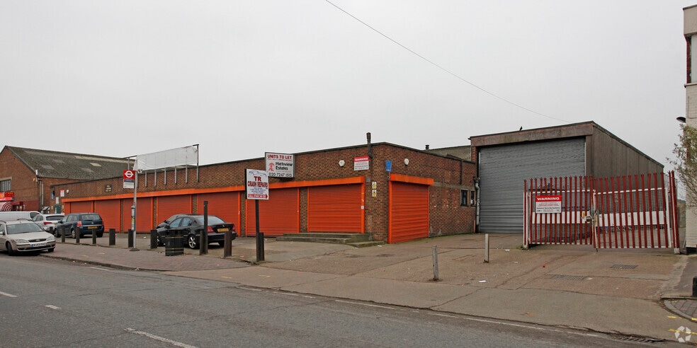 10 Thames Rd, Barking for lease - Building Photo - Image 1 of 8