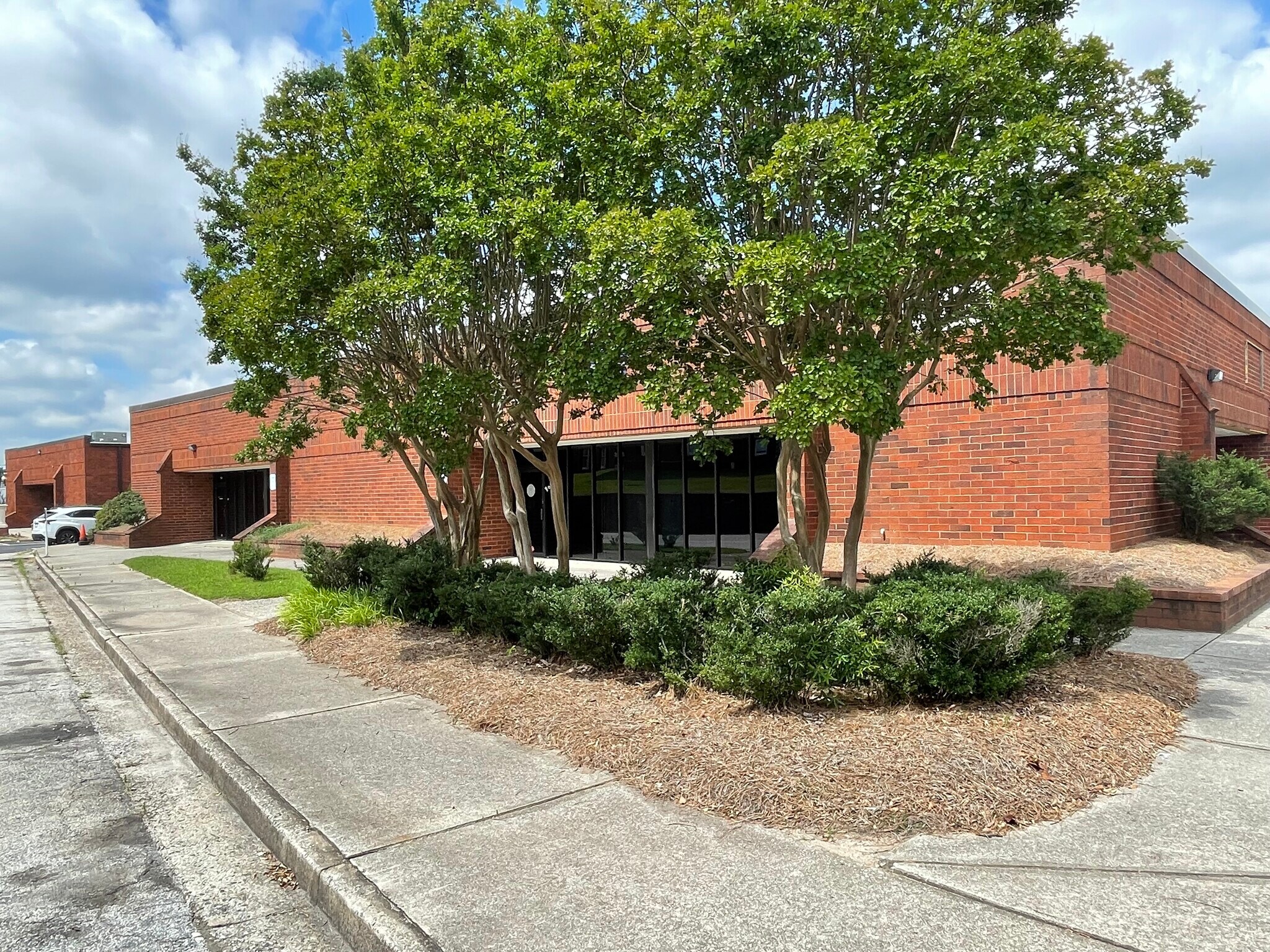 1331 Citizens Pky, Morrow, GA à louer Photo du bâtiment- Image 1 de 7