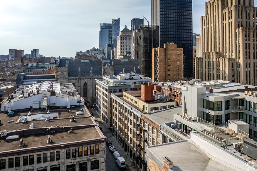 59-71 Rue De Brésoles, Montréal, QC for lease - Aerial - Image 2 of 9