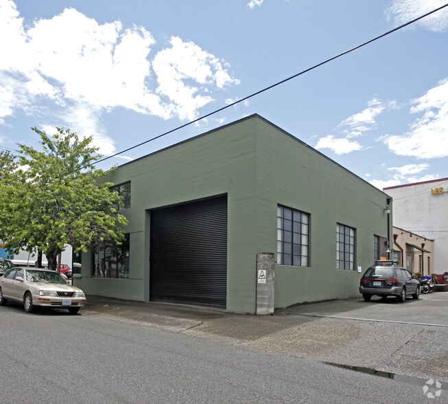 1801 NW Northrup St, Portland, OR for sale - Building Photo - Image 2 of 3