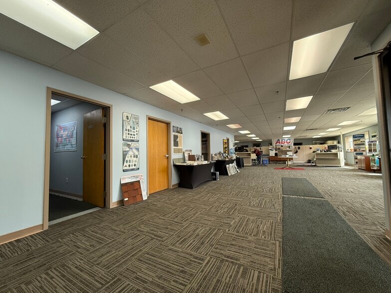 402 Boyer Cir, Williston, VT à louer - Photo intérieure - Image 3 de 4