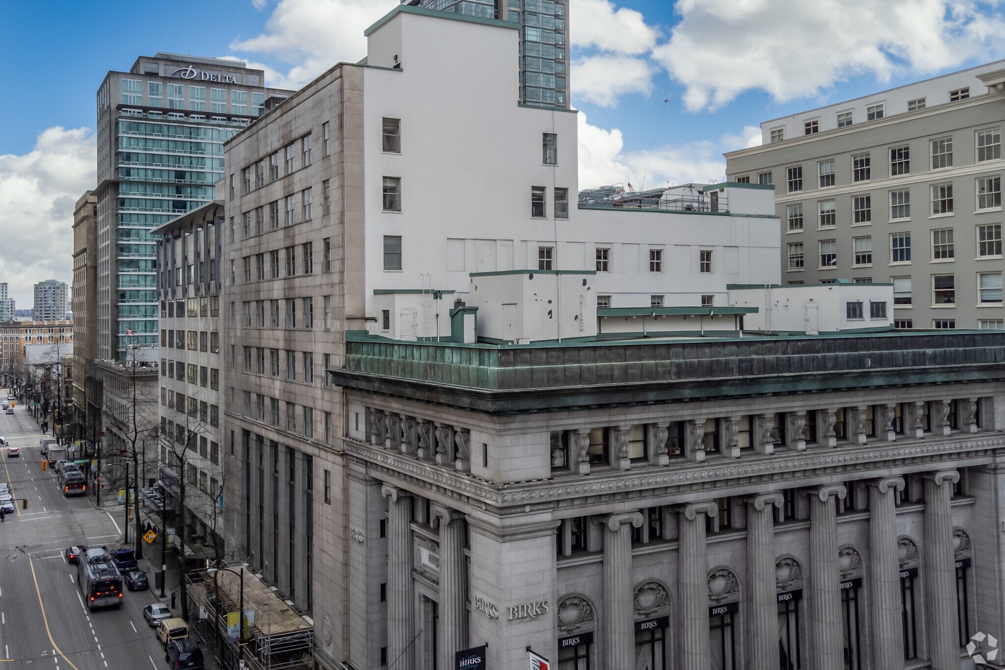 688 W Hastings St, Vancouver, BC à louer Photo du bâtiment- Image 1 de 6