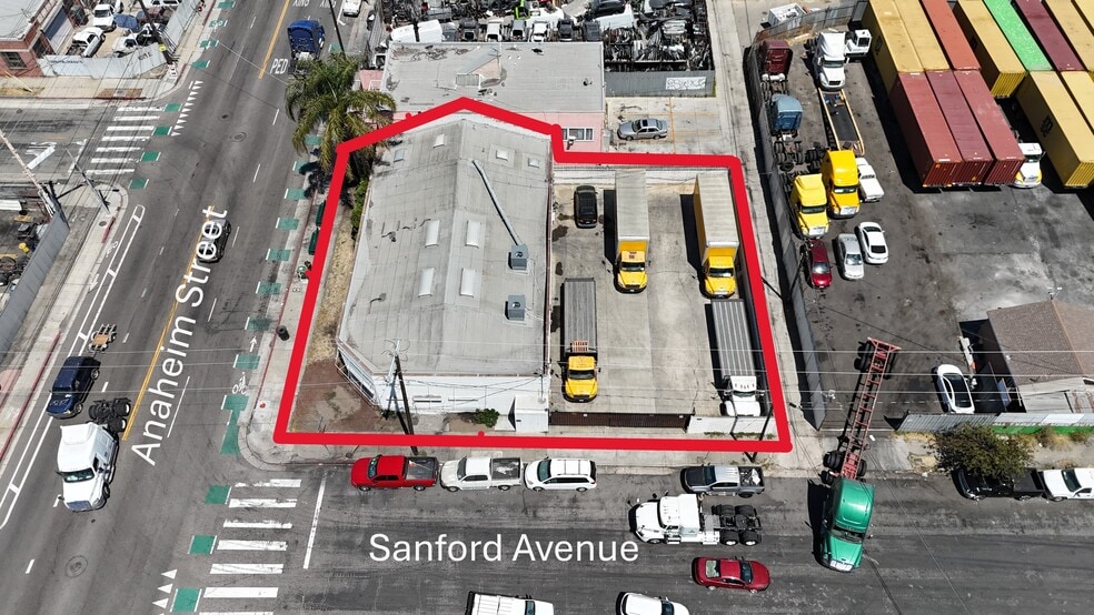 1000 E Anaheim St, Wilmington, CA for sale - Building Photo - Image 1 of 8