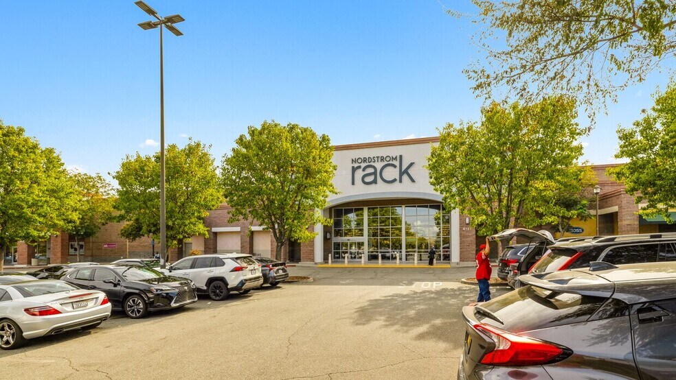 6725 Camino Arroyo, Gilroy, CA for sale - Primary Photo - Image 1 of 6