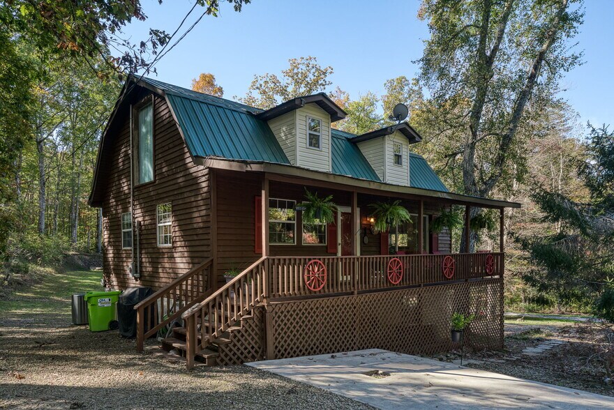 279 Siever Rd, Crossville, TN à vendre - Photo du bâtiment - Image 3 de 42