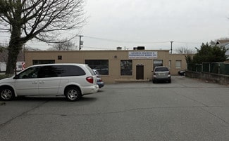 Plus de détails pour 117-121 Gertrude Ave, Paramus, NJ - Local d'activités à louer