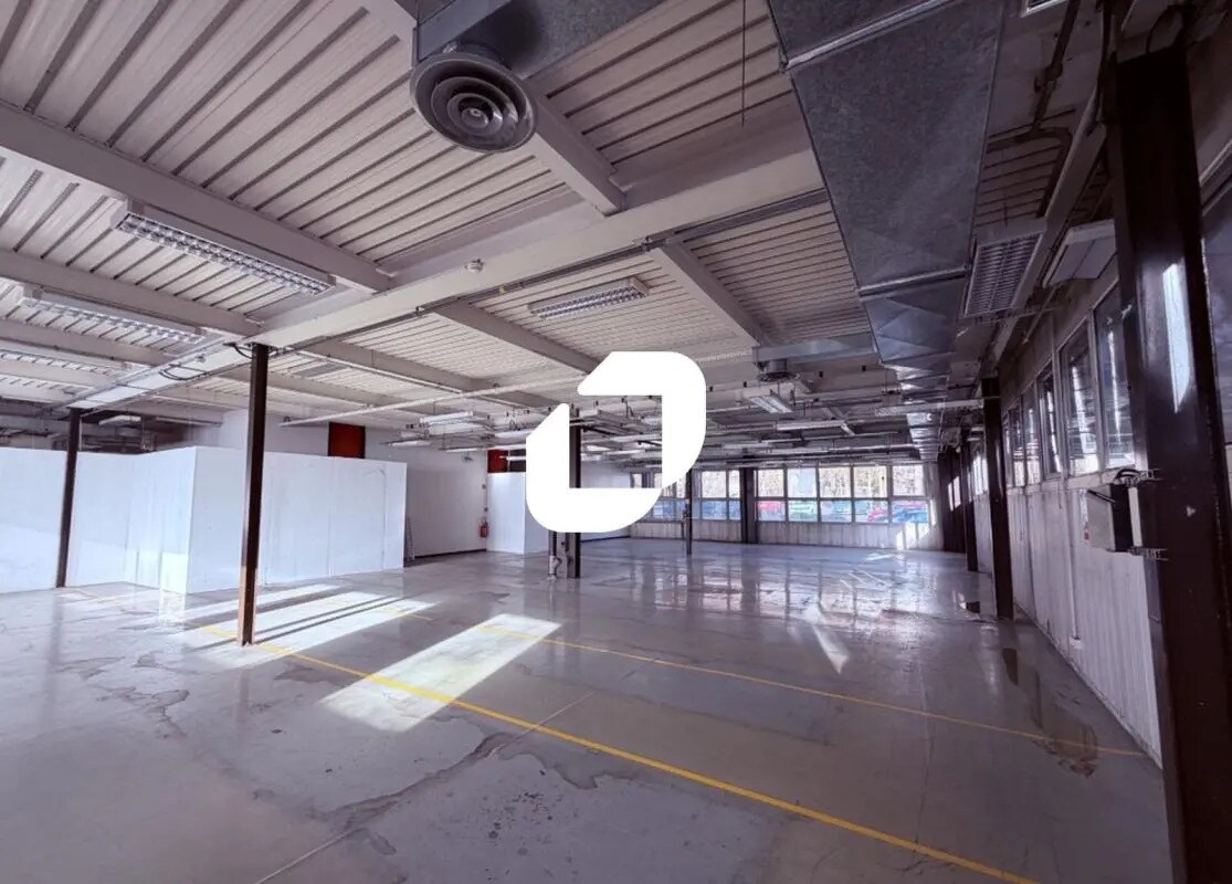 Flex in Meylan for lease Interior Photo- Image 1 of 7