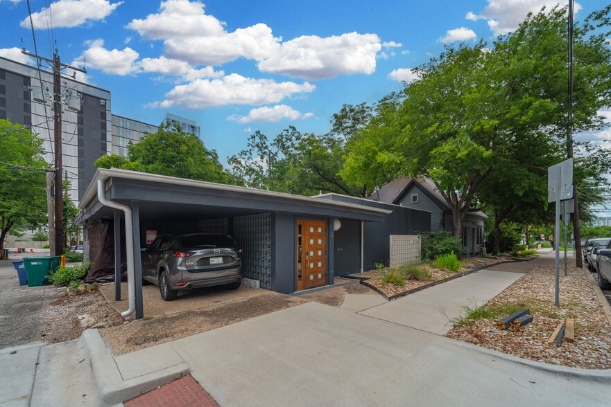 1705 Nueces St, Austin, TX à vendre - Photo du bâtiment - Image 2 de 6