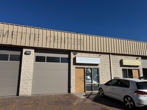 2816 Willamette Pl, Colorado Springs, CO for sale Interior Photo- Image 2 of 5