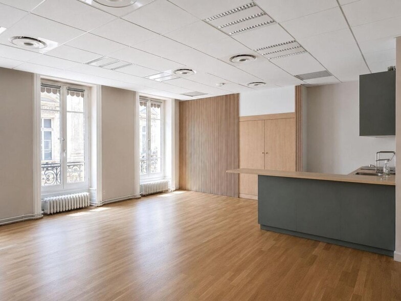 3 Rue De L'Arbre Sec, Lyon for lease - Interior Photo - Image 1 of 6