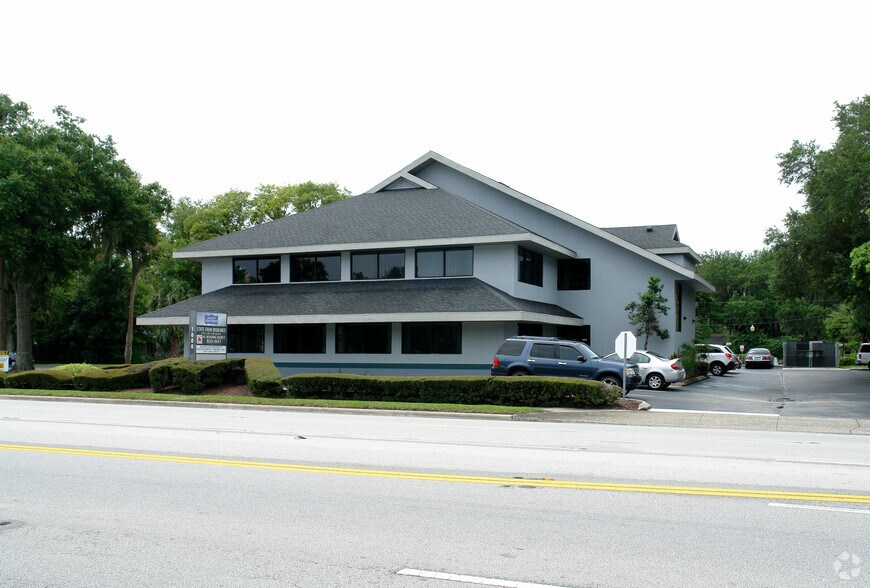 1000 Emmett St, Kissimmee, FL à louer - Photo principale - Image 1 de 14