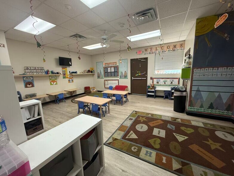 4031 FM 1463 Rd, Katy, TX à louer - Photo du bâtiment - Image 3 de 10