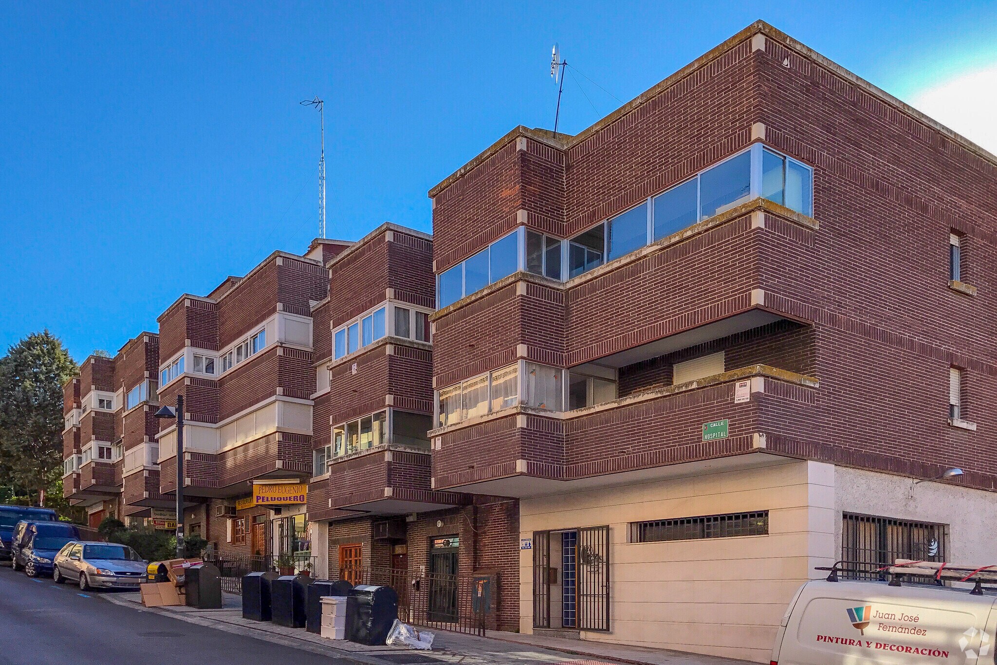 Immeuble residentiel dans Pozuelo de Alarcón, Madrid à vendre Photo principale- Image 1 de 3
