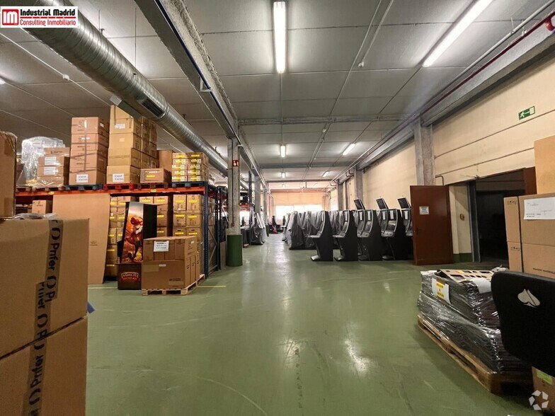 Industriel dans Arganda del Rey, Madrid à vendre - Photo du bâtiment - Image 2 de 46