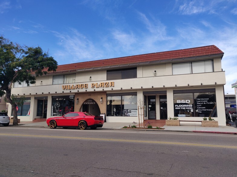 1050 Rosecrans St, San Diego, CA à louer - Photo du bâtiment - Image 2 de 8