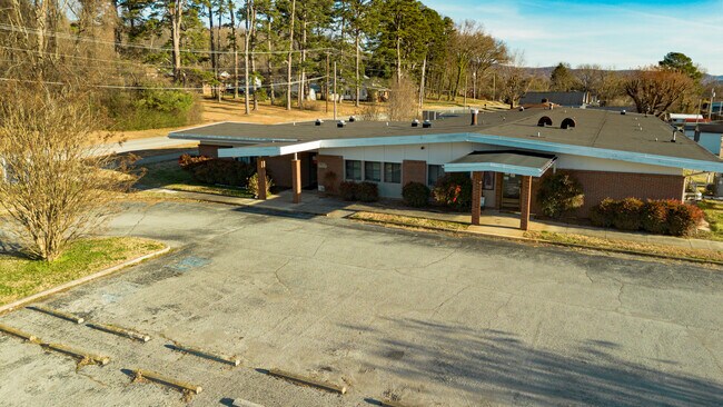 More details for 450 S Chamberlain Ave, Rockwood, TN - Office for Sale