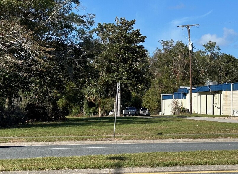 846 SW Main Blvd, Lake City, FL à vendre - Photo du bâtiment - Image 3 de 3