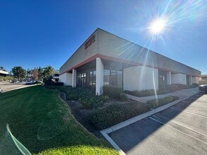 23342 South Pointe Dr, Laguna Hills, CA à louer Photo intérieure- Image 1 de 9