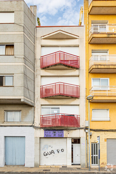 Commerce de détail dans Badalona, BAR à louer - Photo principale - Image 1 de 3