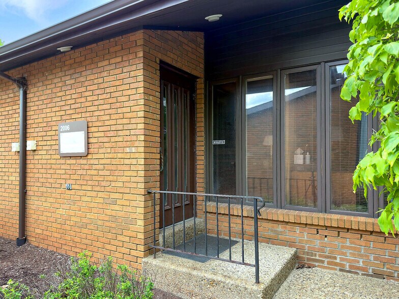 2001-2007 Kinvara Dr, Pittsburgh, PA à vendre - Photo du bâtiment - Image 3 de 43