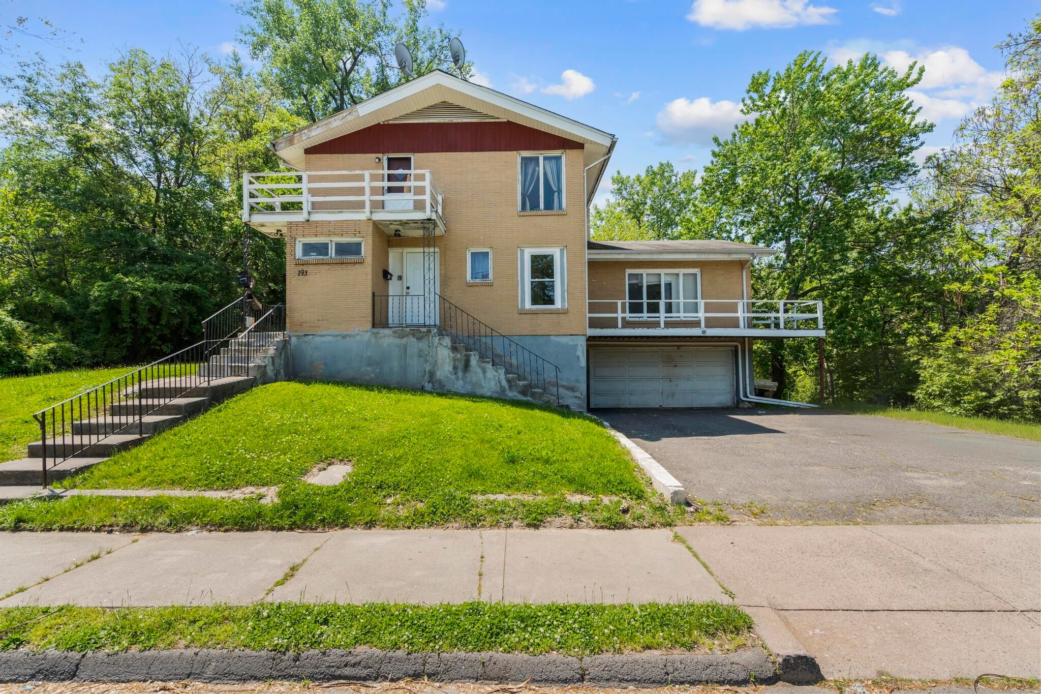 193 Hampton St, Hartford, CT for sale Building Photo- Image 1 of 16