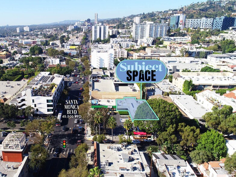 8351 Santa Monica Blvd, West Hollywood, CA à louer - Photo du bâtiment - Image 3 de 7