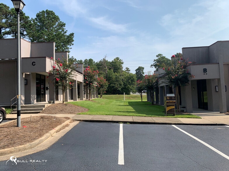 3902 Northside Dr, Macon-Bibb, GA for lease - Building Photo - Image 2 of 13